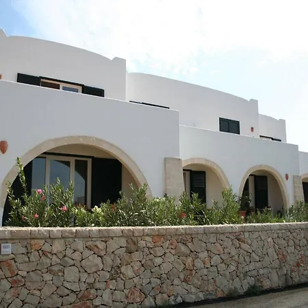 3 With Pool And Sea View